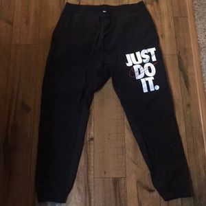 Men’s Nike sweatpants
